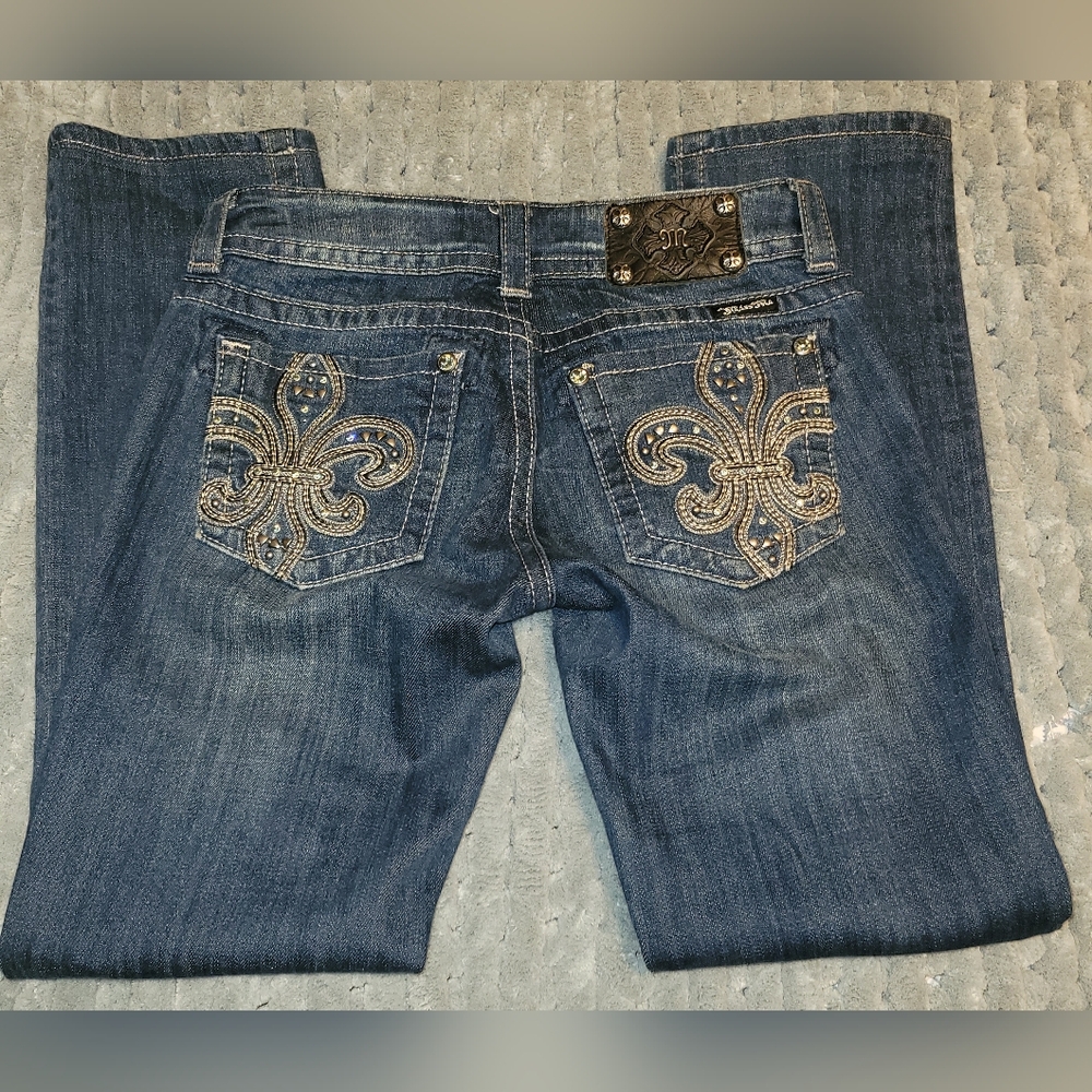Miss Me Embellished Studded Fleur De Lis Back Straight Leg Jeans 27 JP5145T7